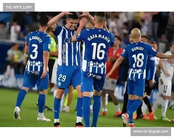 塞维利亚主场1-1战平阿拉维斯，双方各取一分保级压力犹存